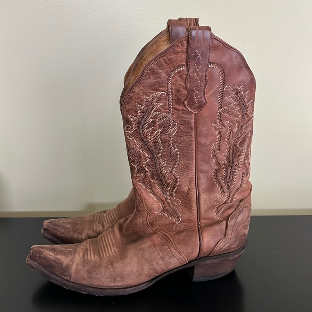 Nocona Women's Deertanned Pointed Toe Cowgirl Boots